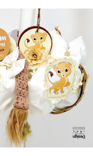 Lumanare de botez baieti cu lei, micul leut regele animalelor Simba, 65x4cm, Little Lion 1